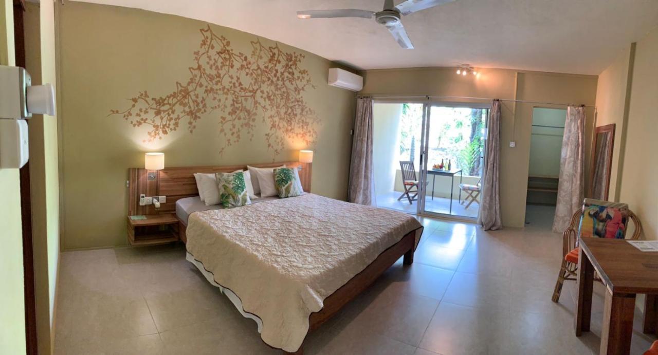 Beautique Studio 49 Apartment Coteau Raffin ภายนอก รูปภาพ
