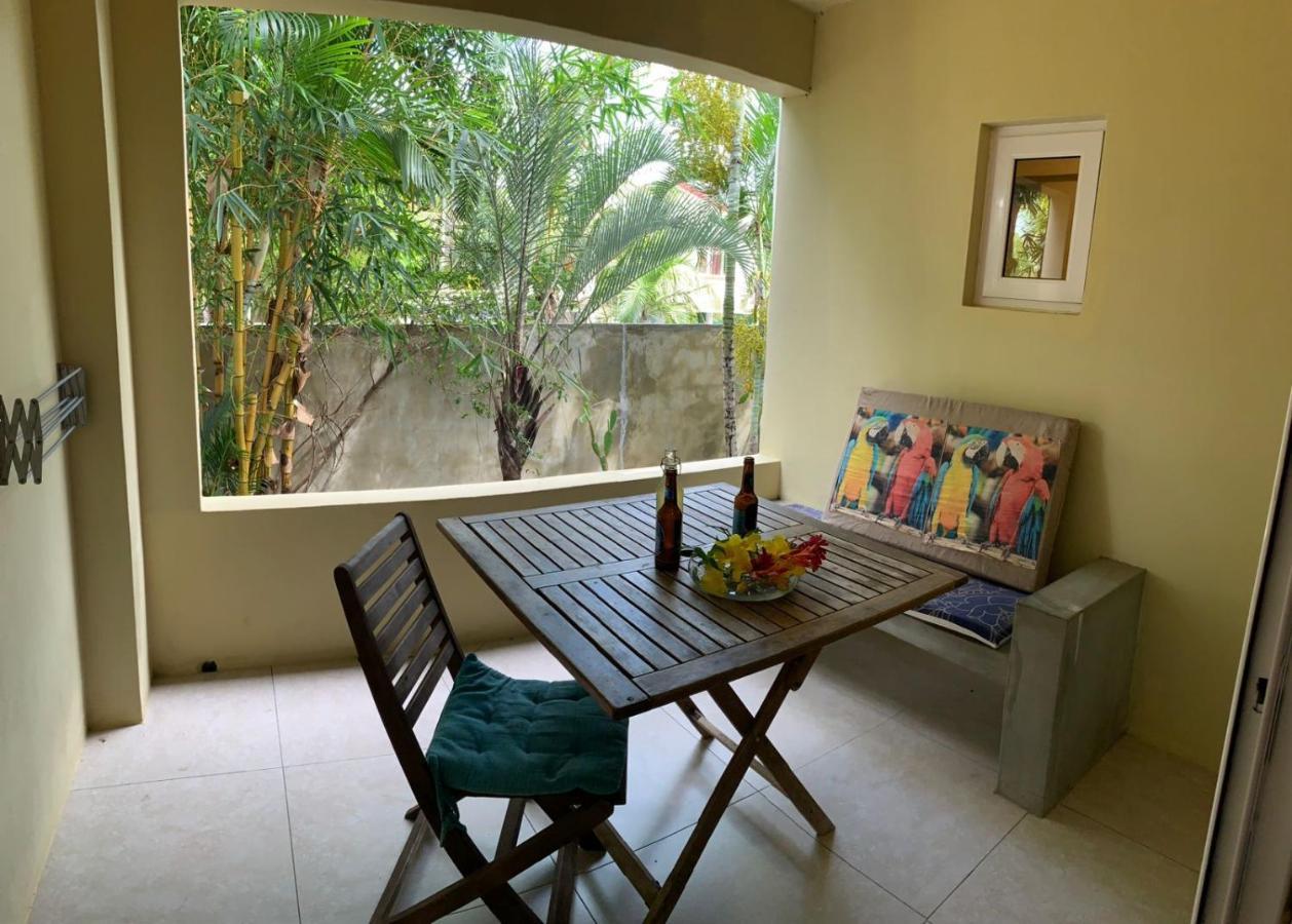 Beautique Studio 49 Apartment Coteau Raffin ภายนอก รูปภาพ