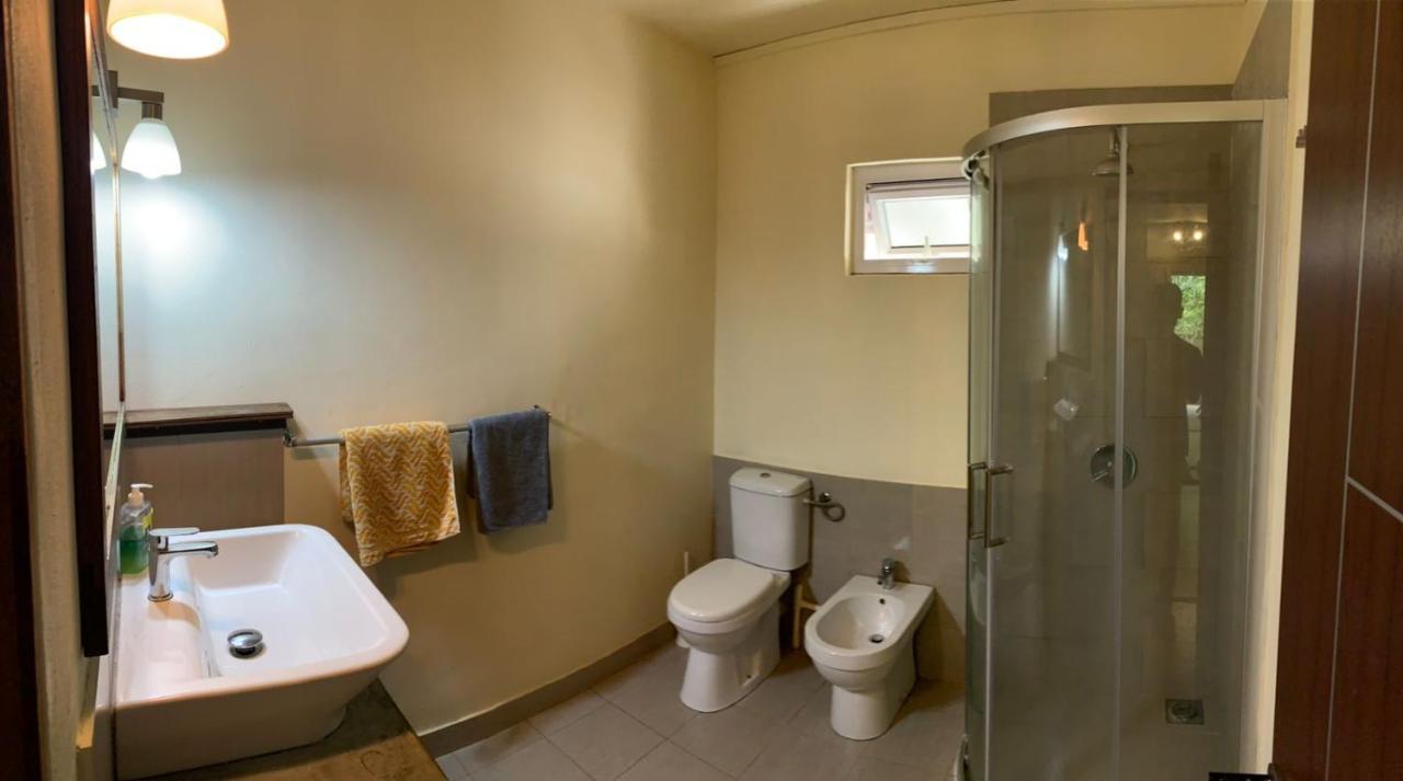 Beautique Studio 49 Apartment Coteau Raffin ภายนอก รูปภาพ