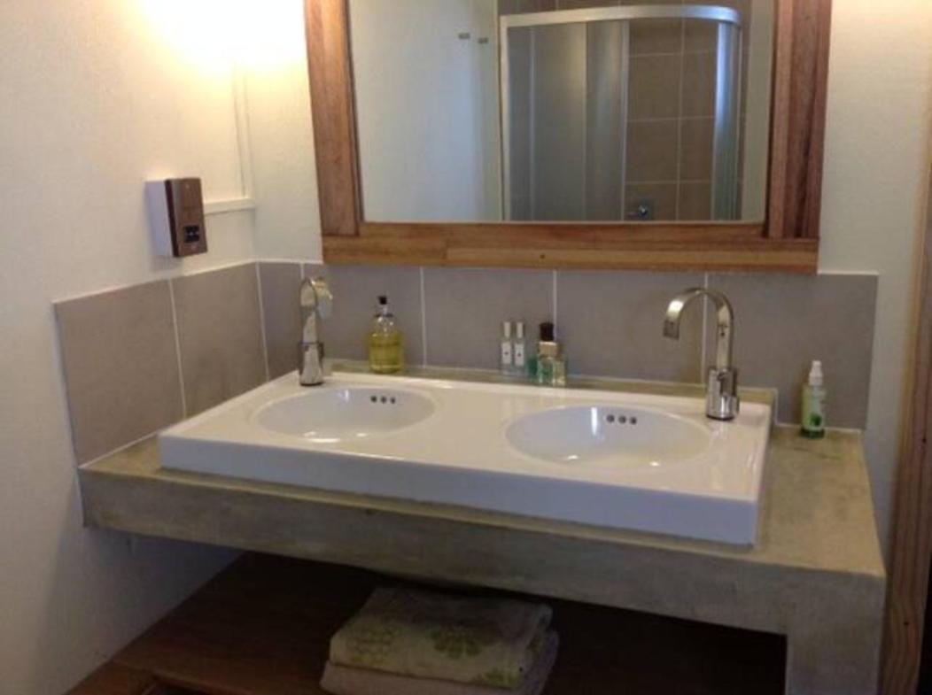Beautique Studio 49 Apartment Coteau Raffin ภายนอก รูปภาพ